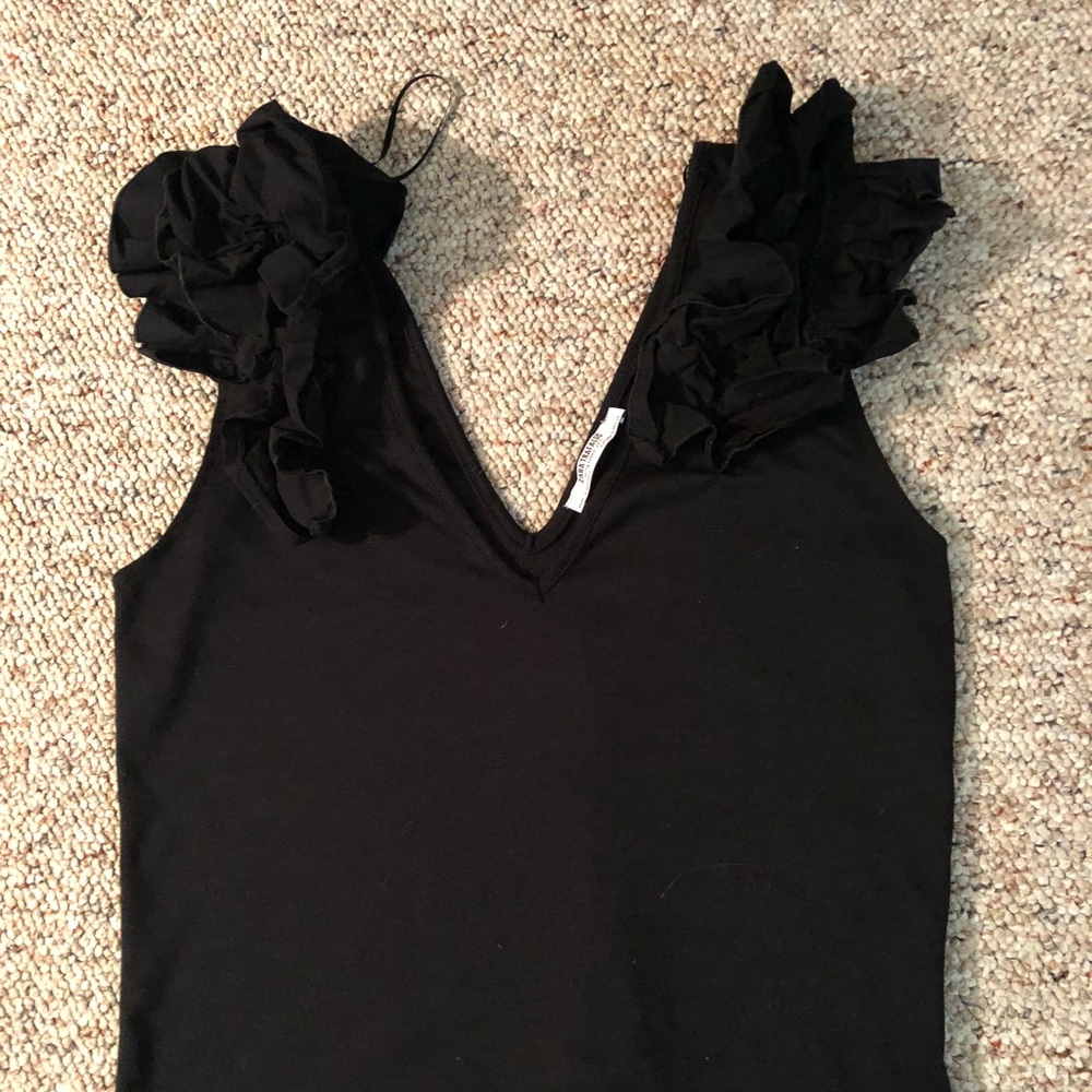 Black V neck tank with shoulder ruffles  Zara